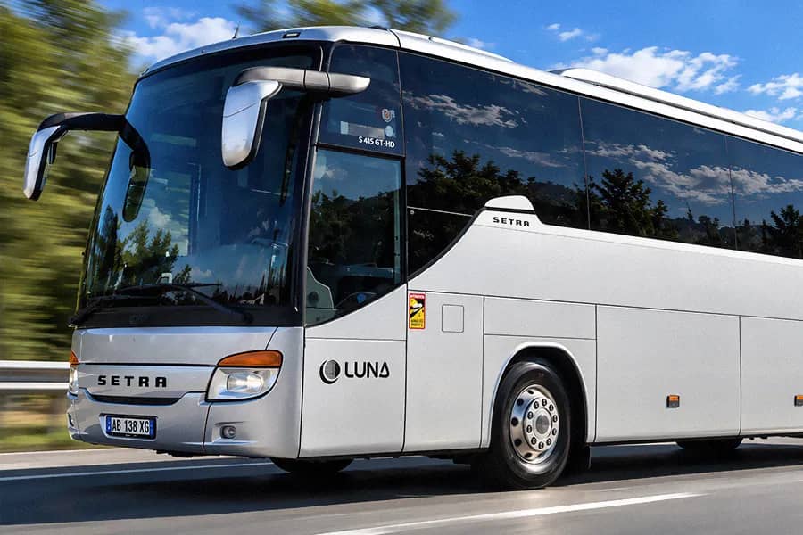 Bus touristique Luna Travel