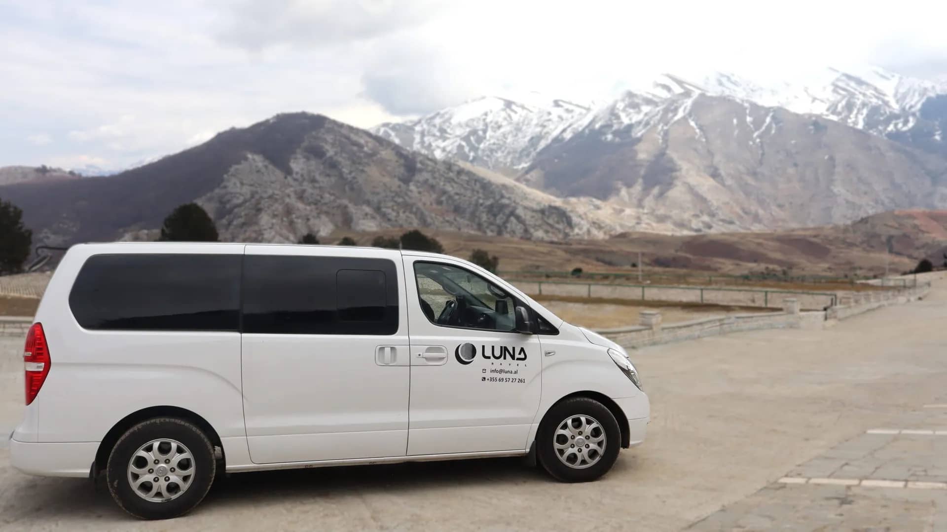Automobile Hyundai Grand Starex con 8 posti