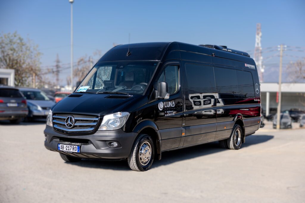 Mercedes Benz Sprinter | 2016 | 19+1
