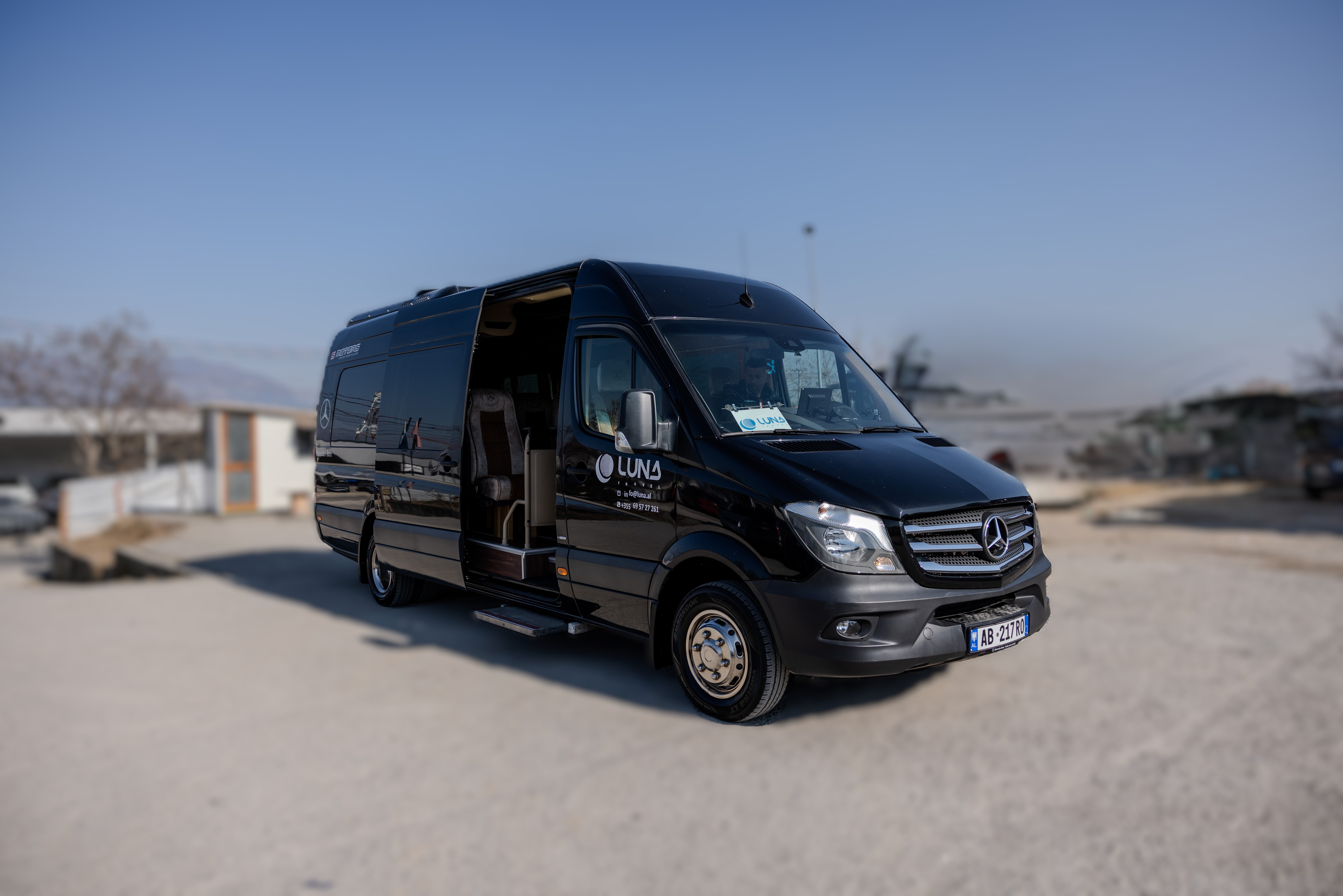 
								Mercedes Benz Sprinter full									