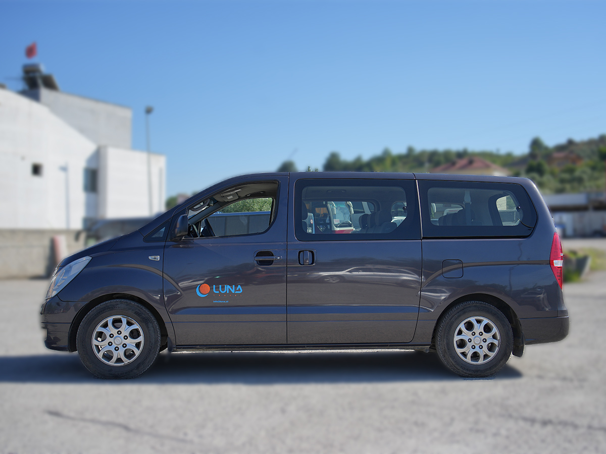 
								Hyundai H1 full									
