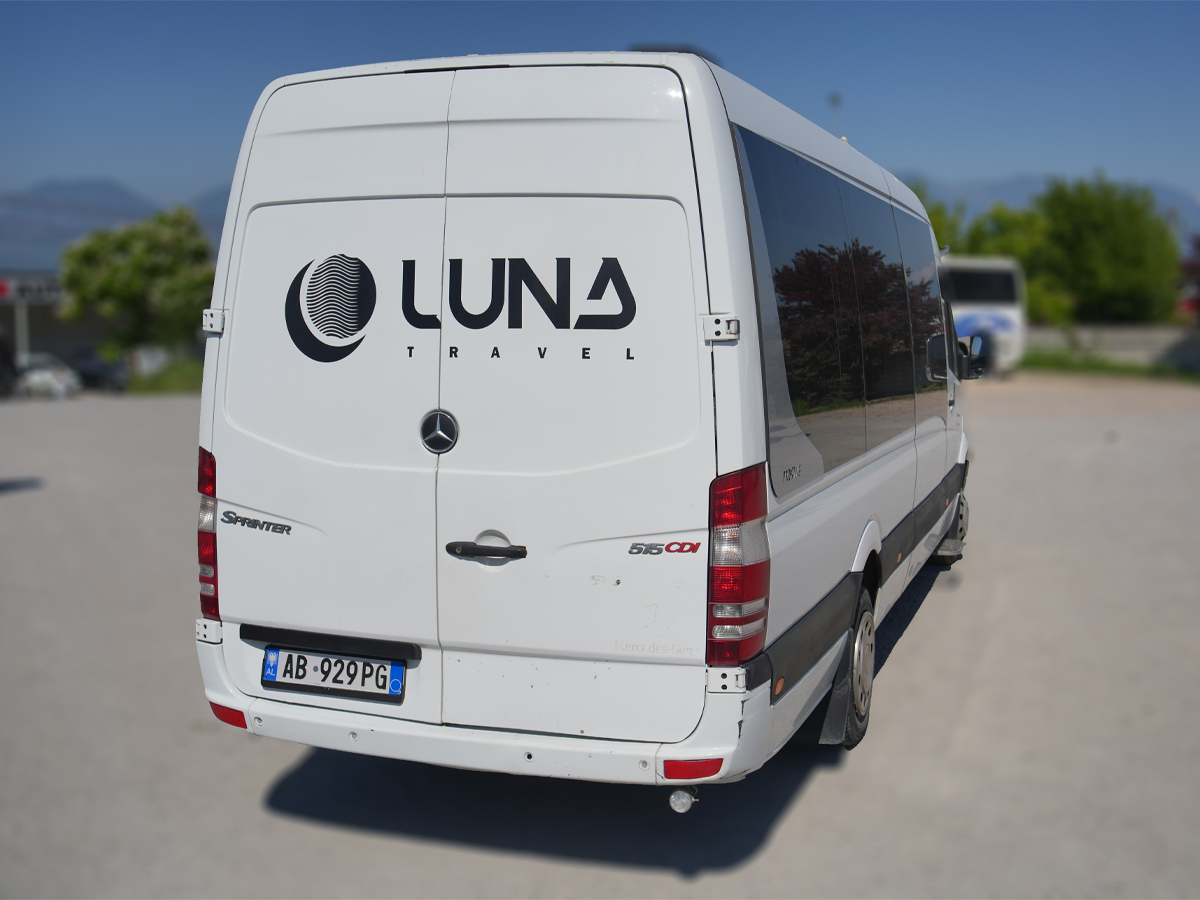 
								Mercedes Benz Sprinter full									