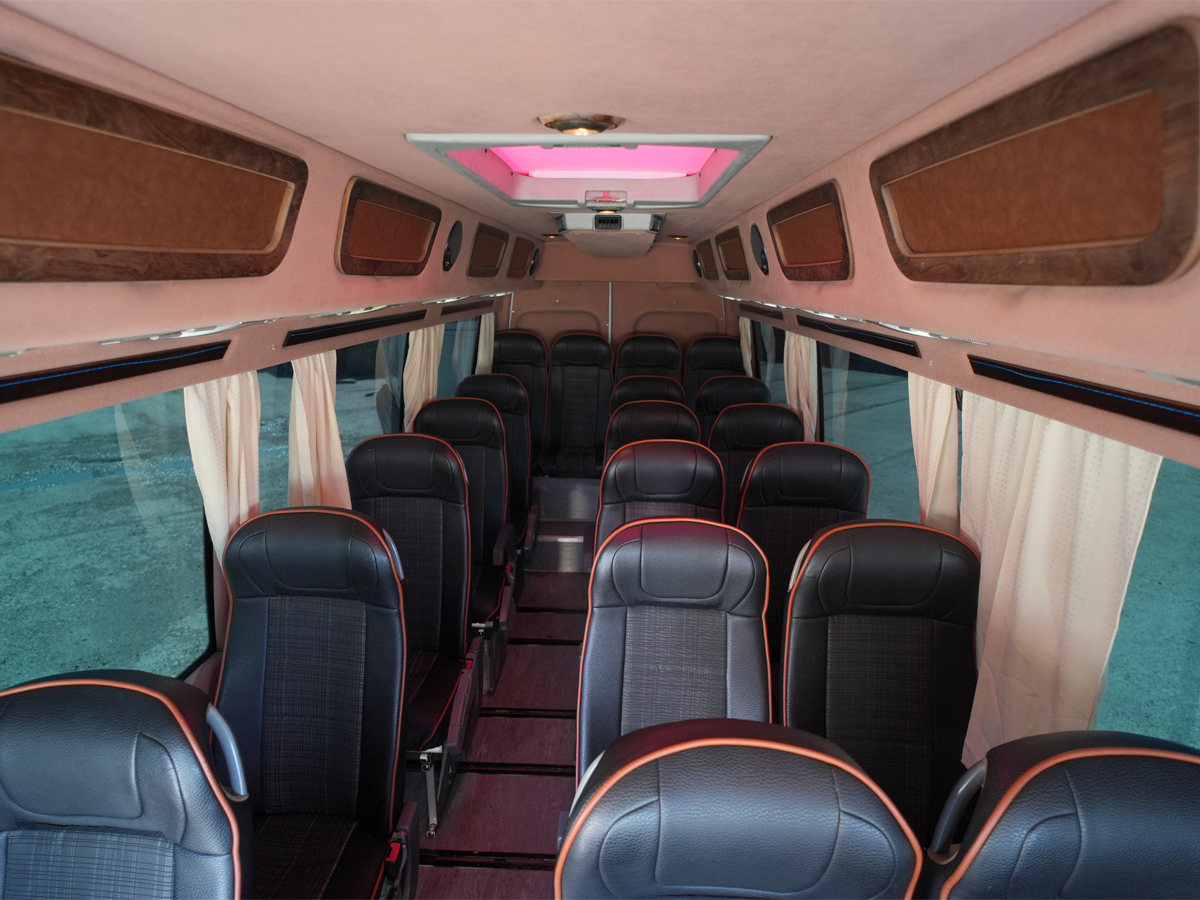 
								Mercedes Benz Sprinter full									