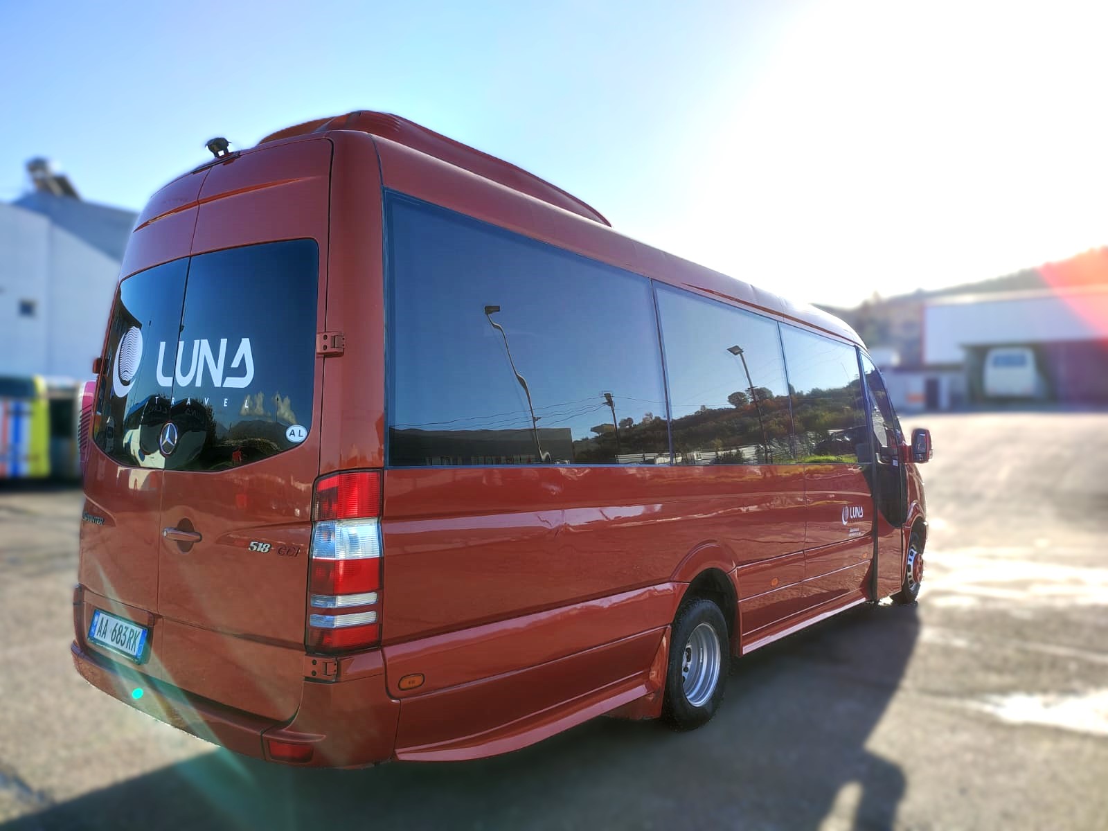 
								Mercedes-Benz Sprinter full									