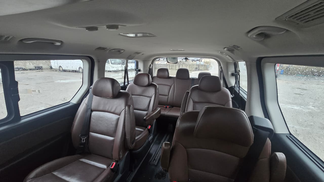 
								Hyundai Grand Starex 2018, 8+1 full									