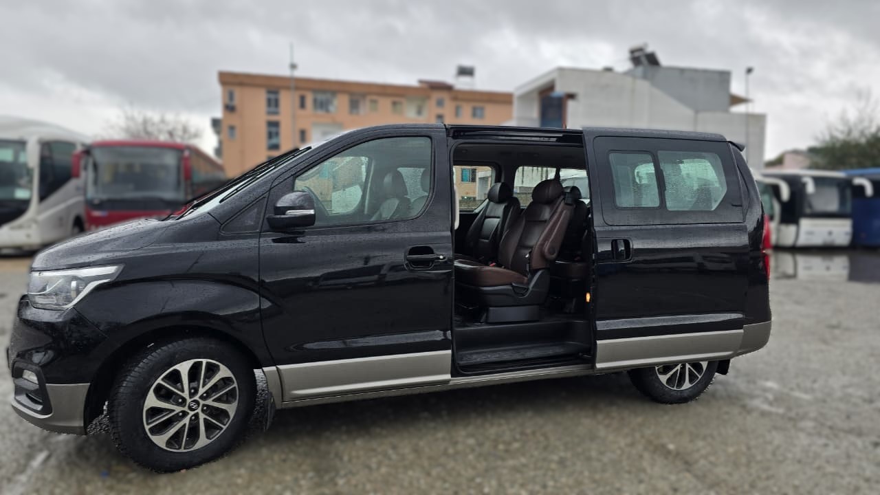 
								Hyundai Grand Starex 2018, 8+1 full									