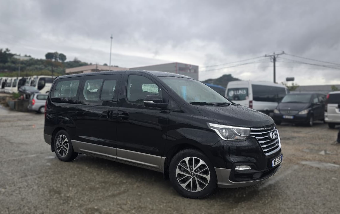 
								Hyundai Grand Starex 2018, 8+1 full									