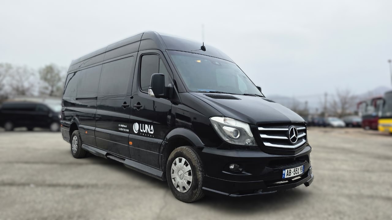 
								Sprinter Business Class | 2017 | 10+1 full									