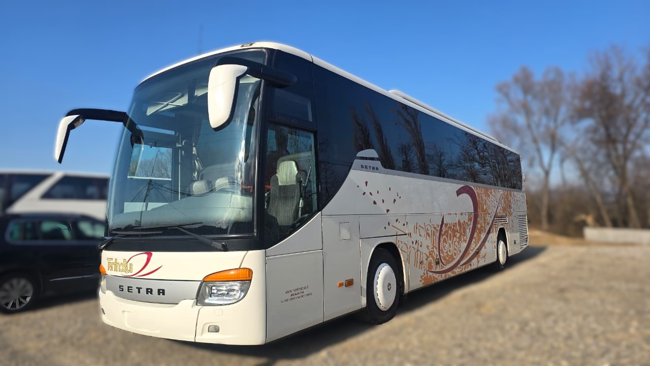 
								Setra | 2008 | 53+1 full									