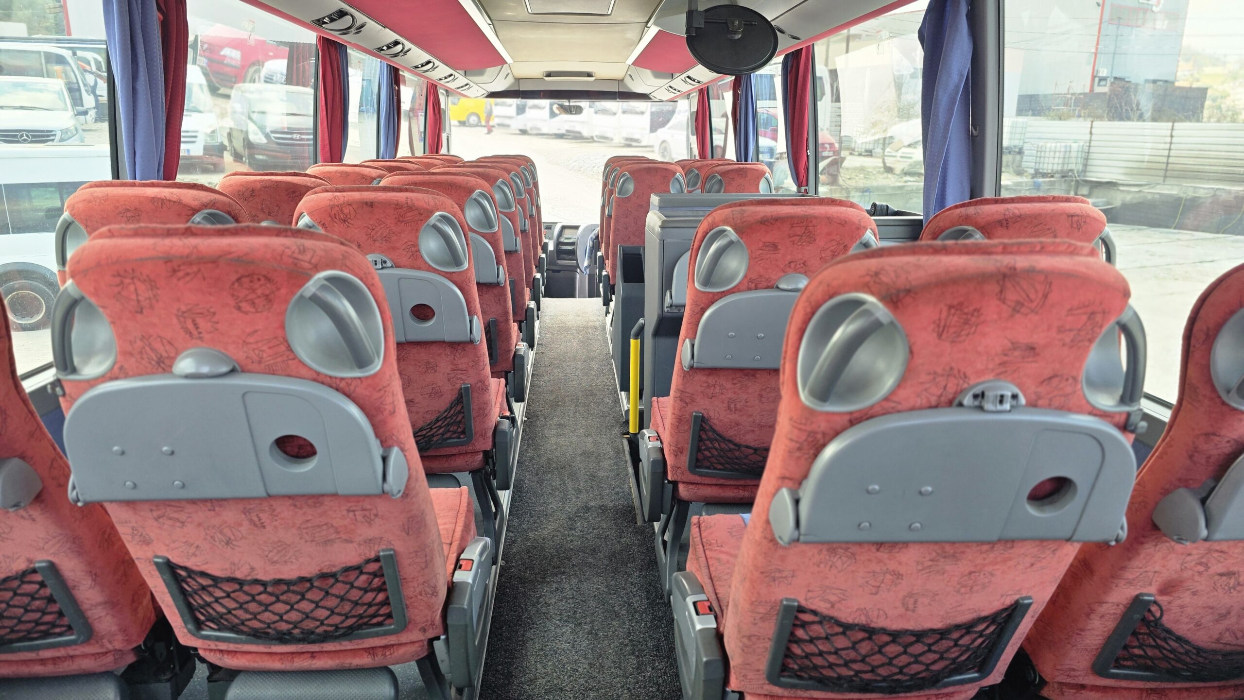 
								Setra | 2004 | 38+1 full									