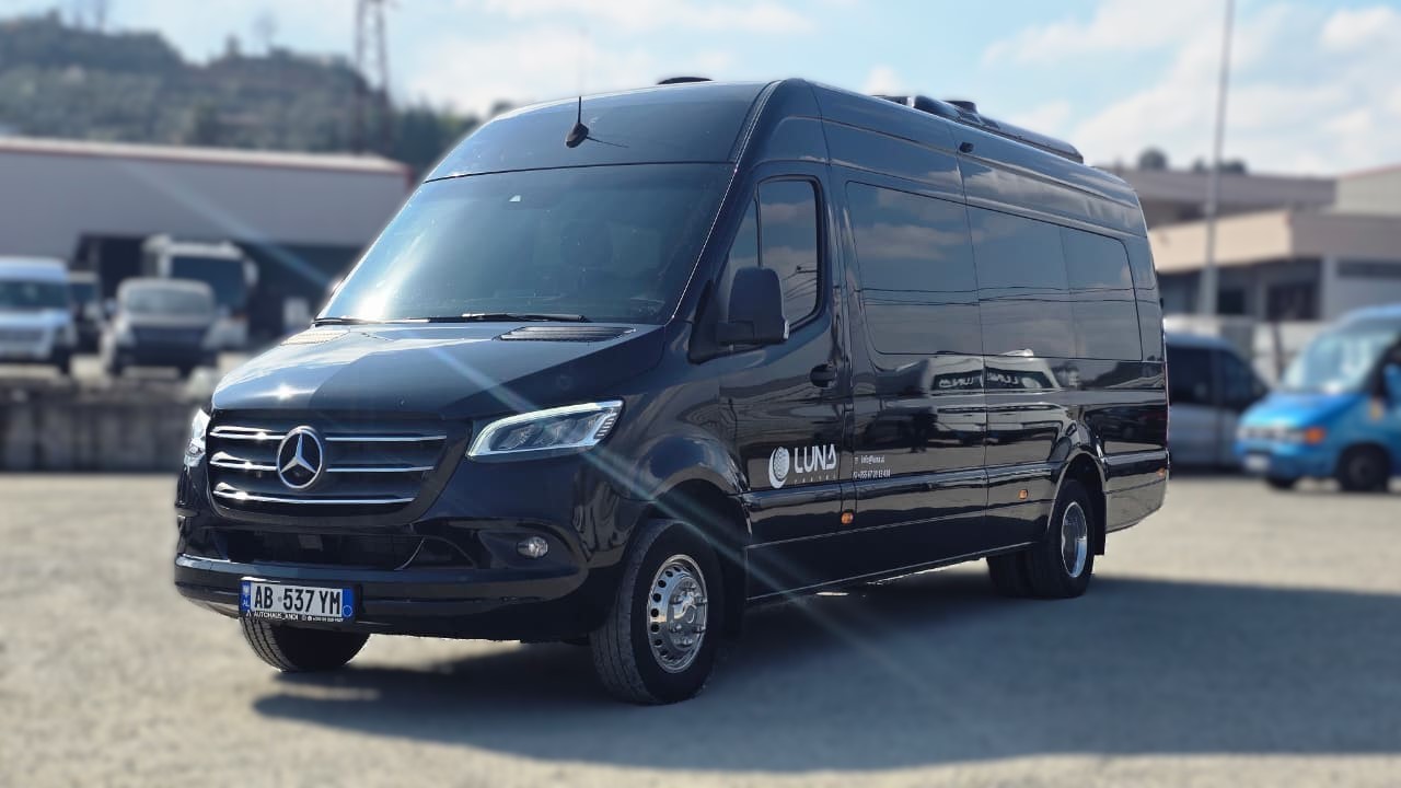 
								Sprinter Business Luxury | 2019 | 15 +1 full									